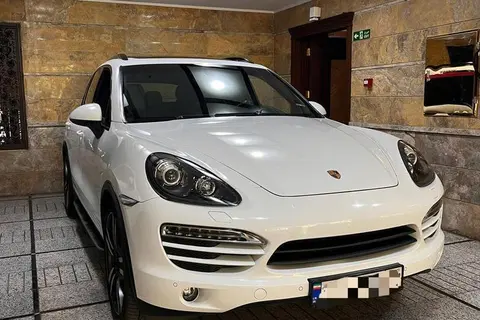 پورشه، کاین