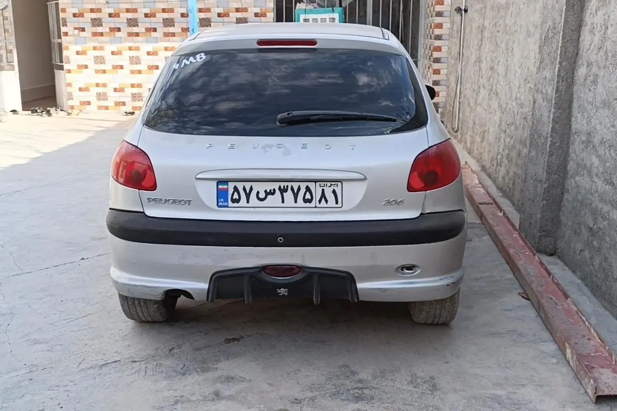 پژو،  206