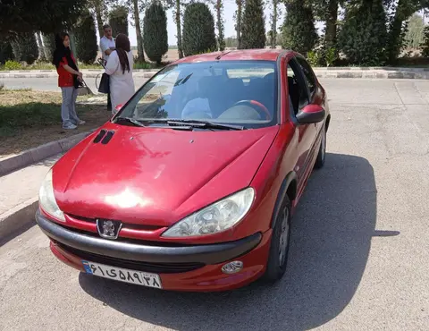 پژو، 206