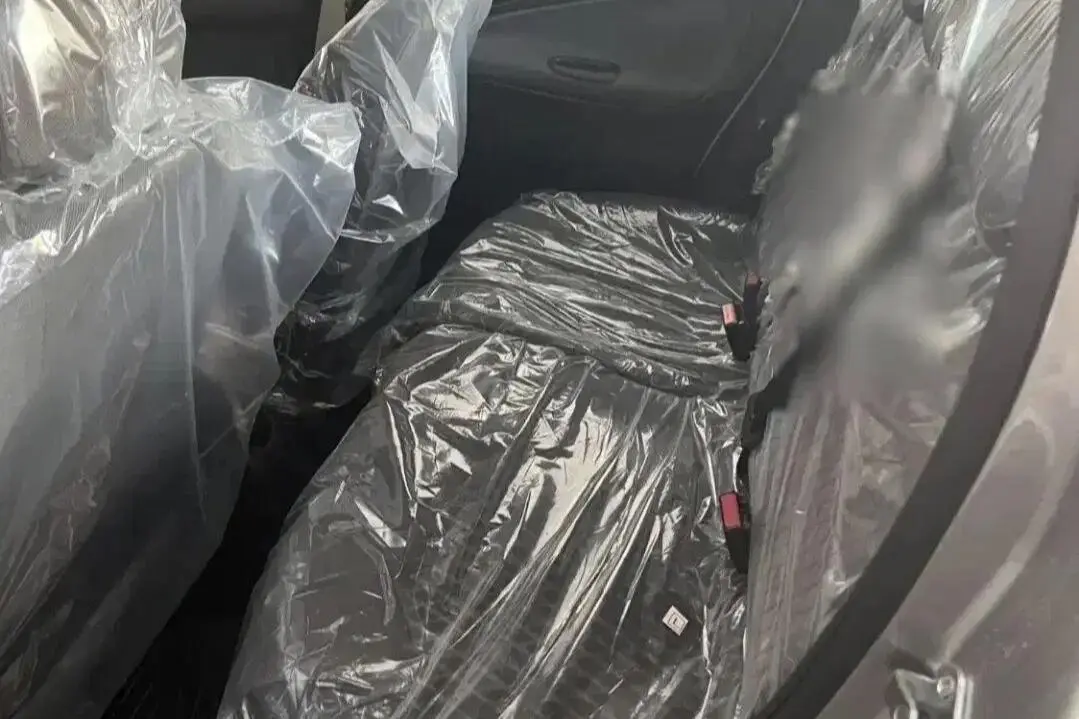 پژو،  207