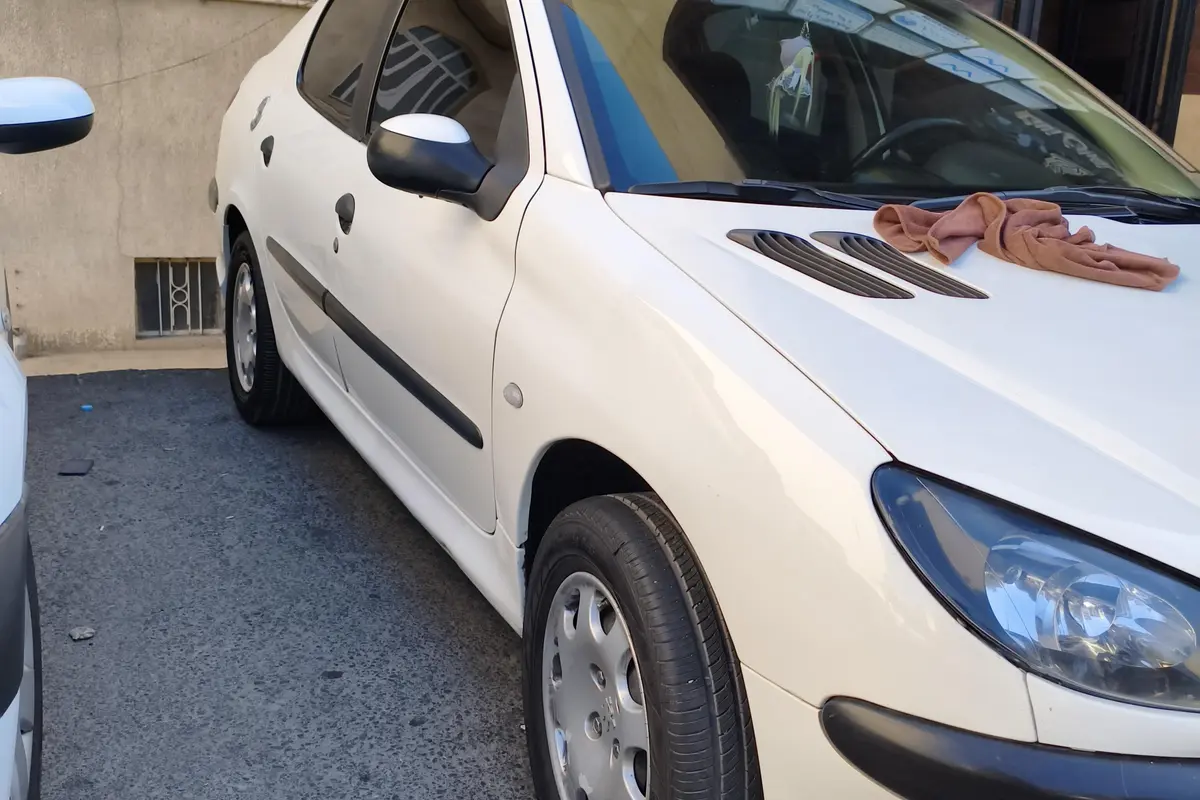 پژو،  206 SD