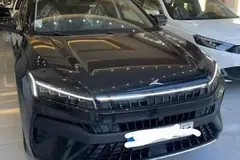 کی ام سی، J7