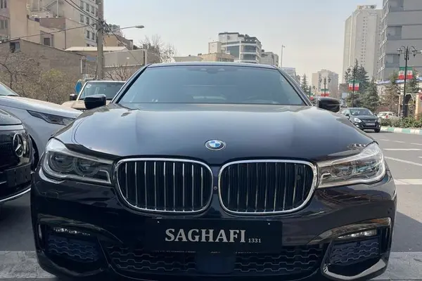 ب ام و، سری 7