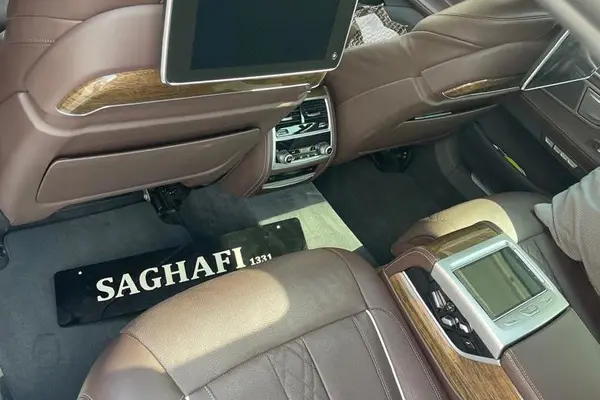 ب ام و، سری 7