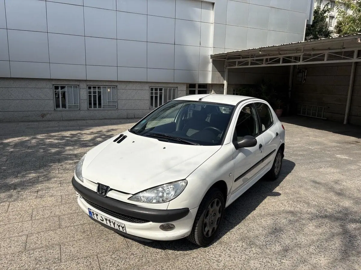 پژو،  206