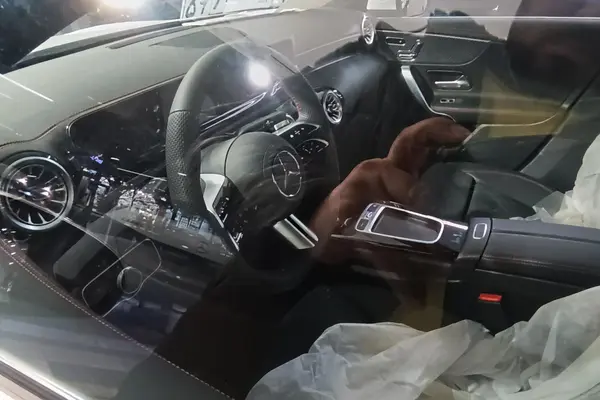 بنز، کلاس A سدان