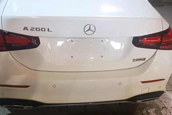 بنز، کلاس A سدان