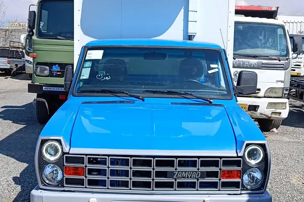 زامیاد، وانت نیسان