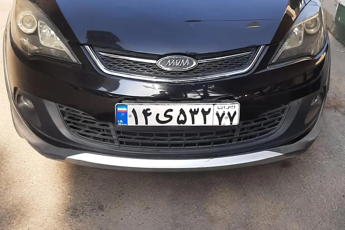 ام وی ام  315هاچ بک