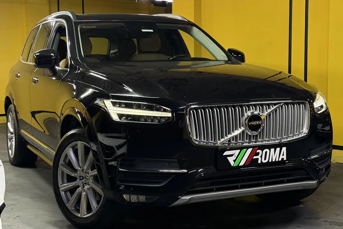 ولوو،  XC90