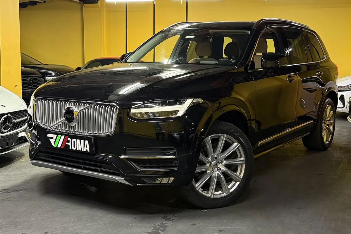 ولوو،  XC90