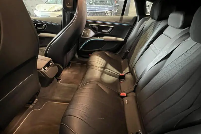 بنز،  EQE Sedan