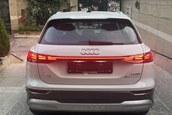 آئودی، Q5 e-tron