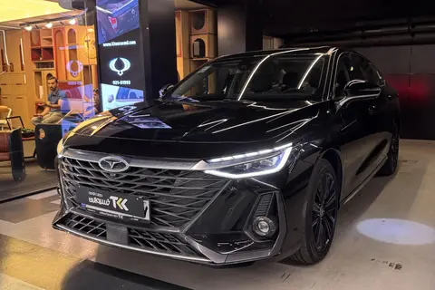 فونیکس، آریزو 8 (Z8)