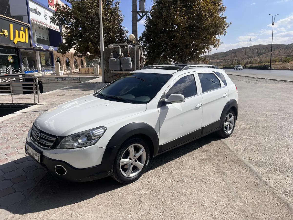 دانگ فنگ،  H30 کراس