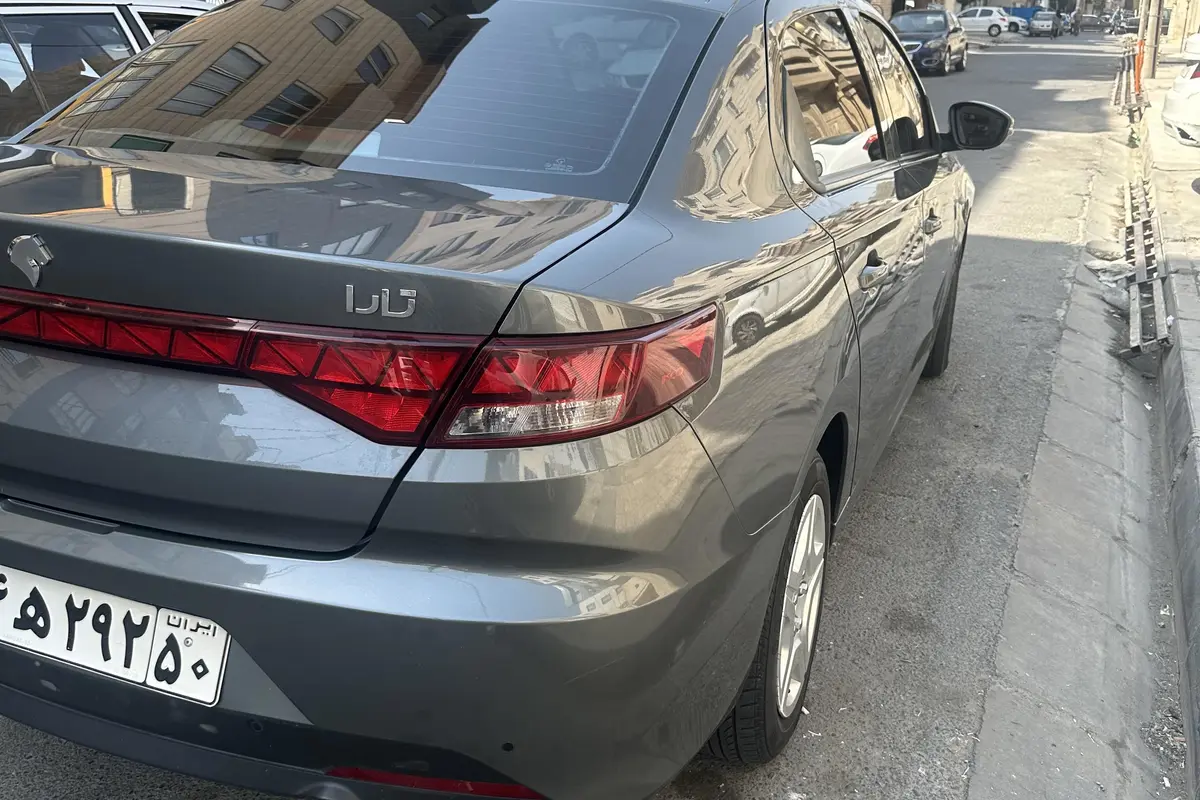 تارا،  دنده ای V1