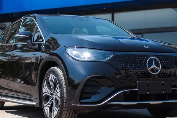 بنز  EQE SUV