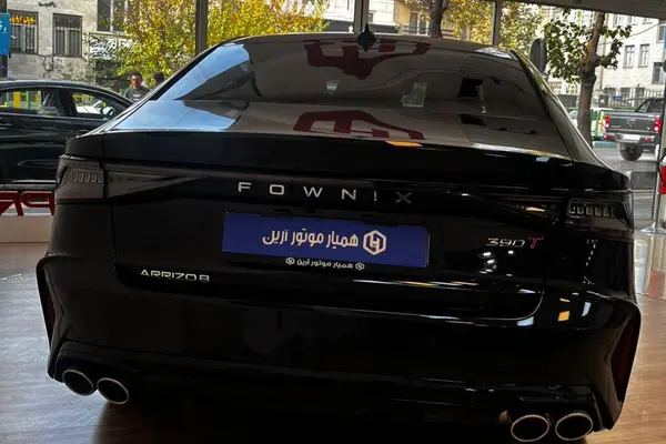 پیش فروش فونیکس، آریزو 8 (Z8)