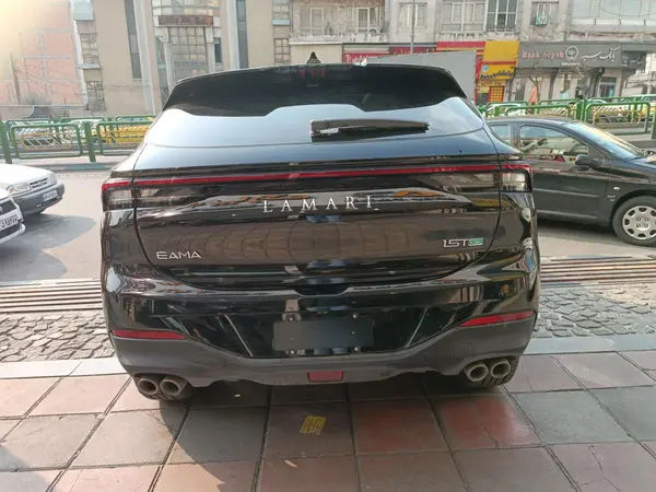 لاماری، ایما