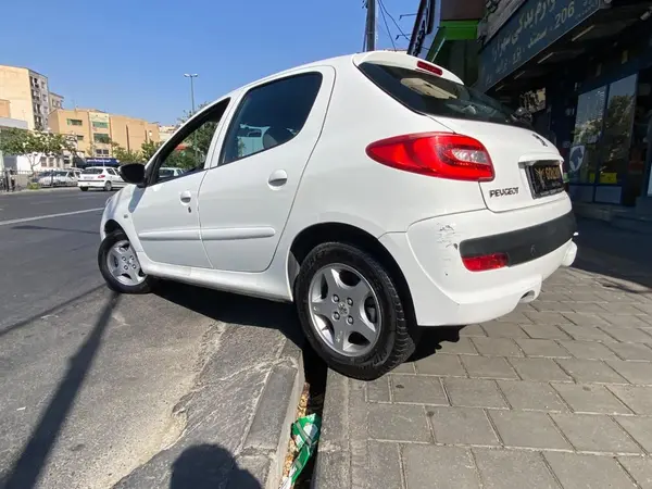 پژو  207