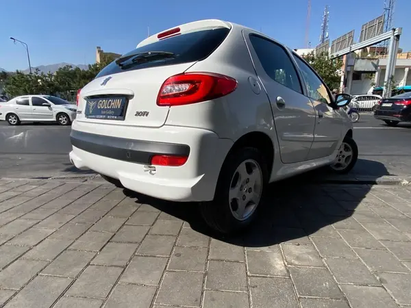 پژو  207