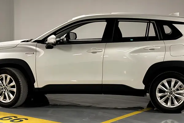 تویوتا، کرولا کراس هیبرید