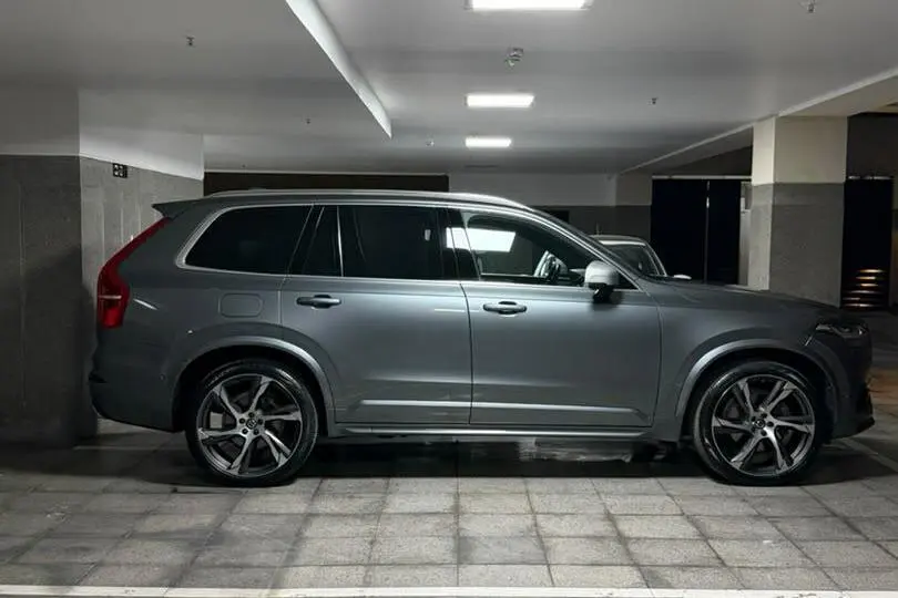ولوو،  XC90