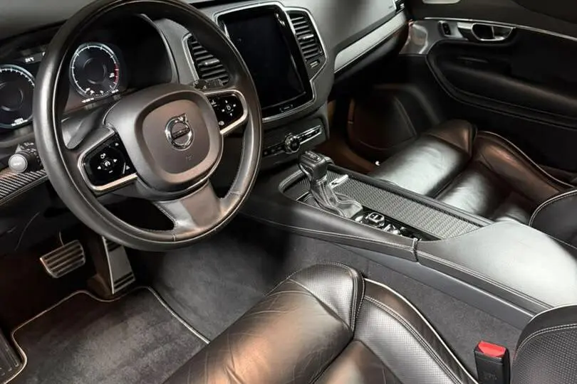 ولوو،  XC90