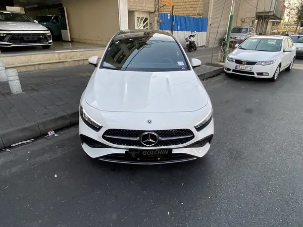 بنز، کلاس A سدان