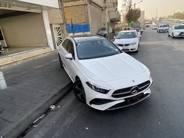 بنز، کلاس A سدان