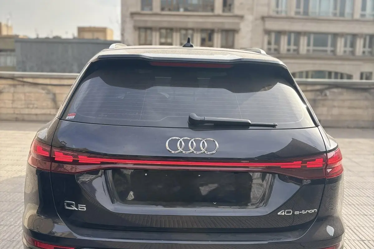 آئودی،  Q5 e-tron