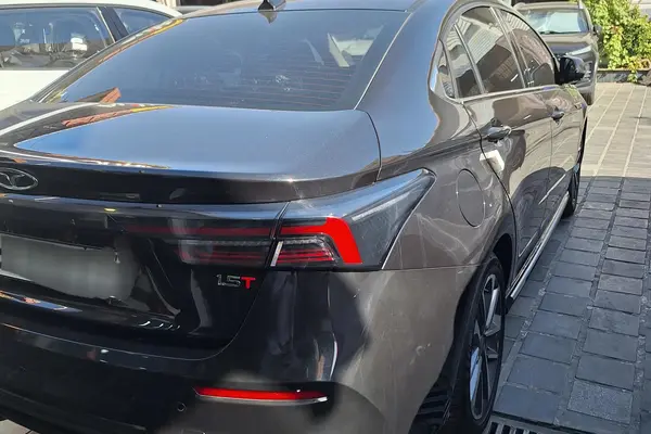 فونیکس، آریزو 6 پرو