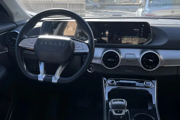 لاماری، ایما