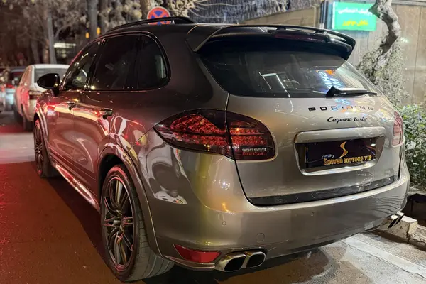 پورشه، کاین