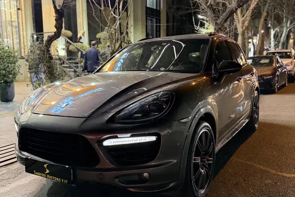 پورشه، کاین