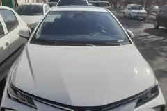 تویوتا، کرولا هیبرید