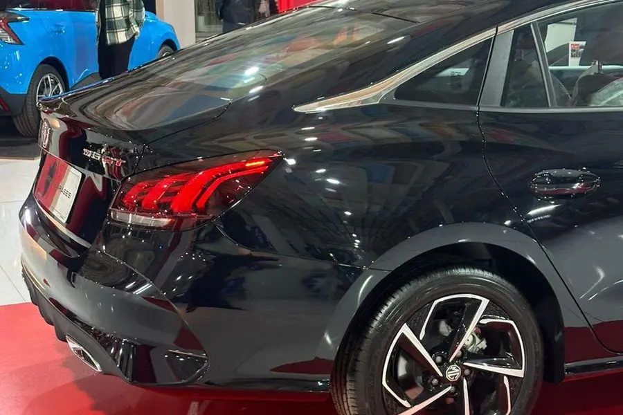ام جی، GT