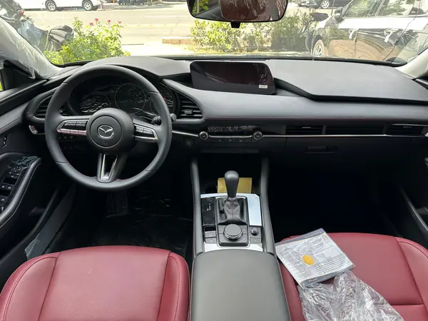 مزدا، 3 وارداتی