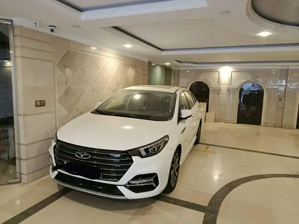 فونیکس، آریزو 6 پرو