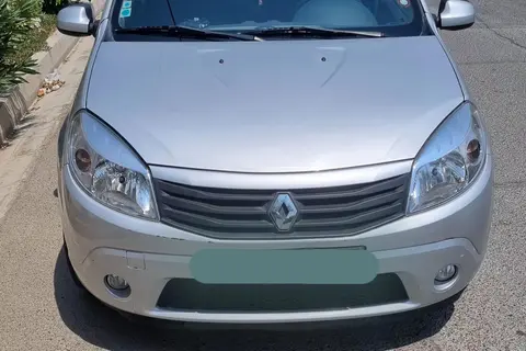 رنو، ساندرو