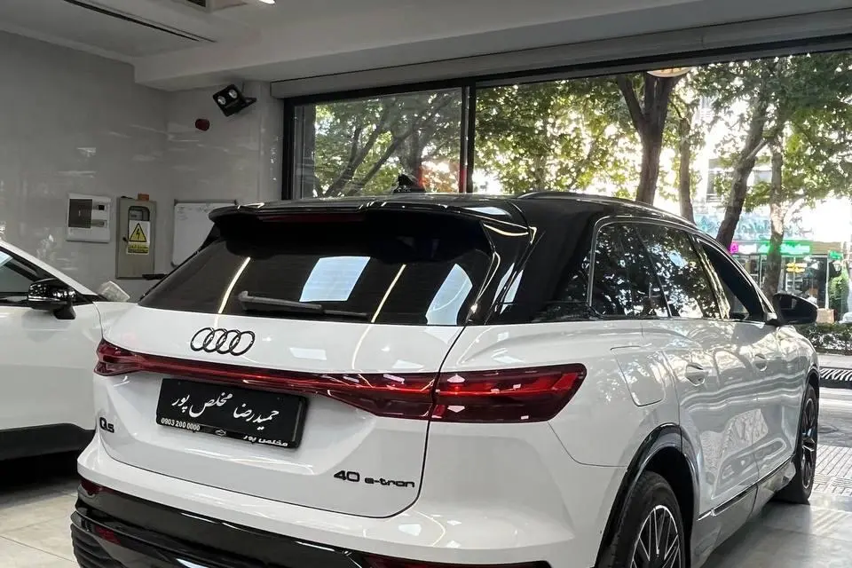 آئودی،  Q5 e-tron