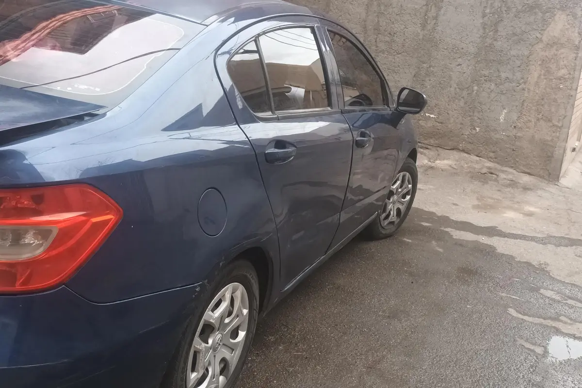 برلیانس،  H230