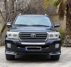 تویوتا، لندکروز چهار در