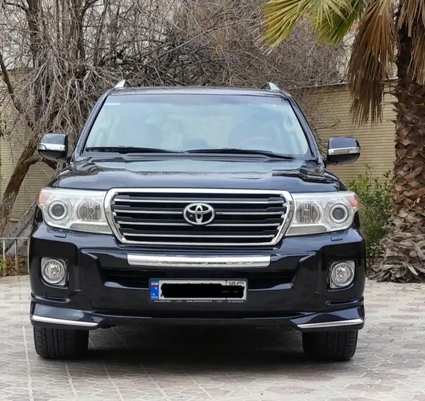 تویوتا، لندکروز چهار در