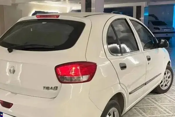 تیبا، هاچ بک