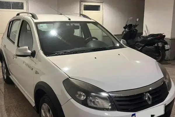 رنو، ساندرو استپ وی