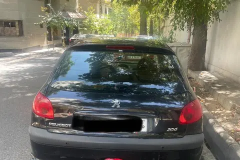 پژو، 206