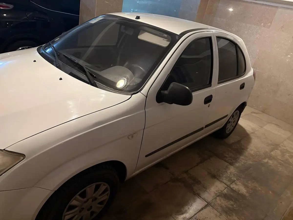 تیبا،  هاچ بک