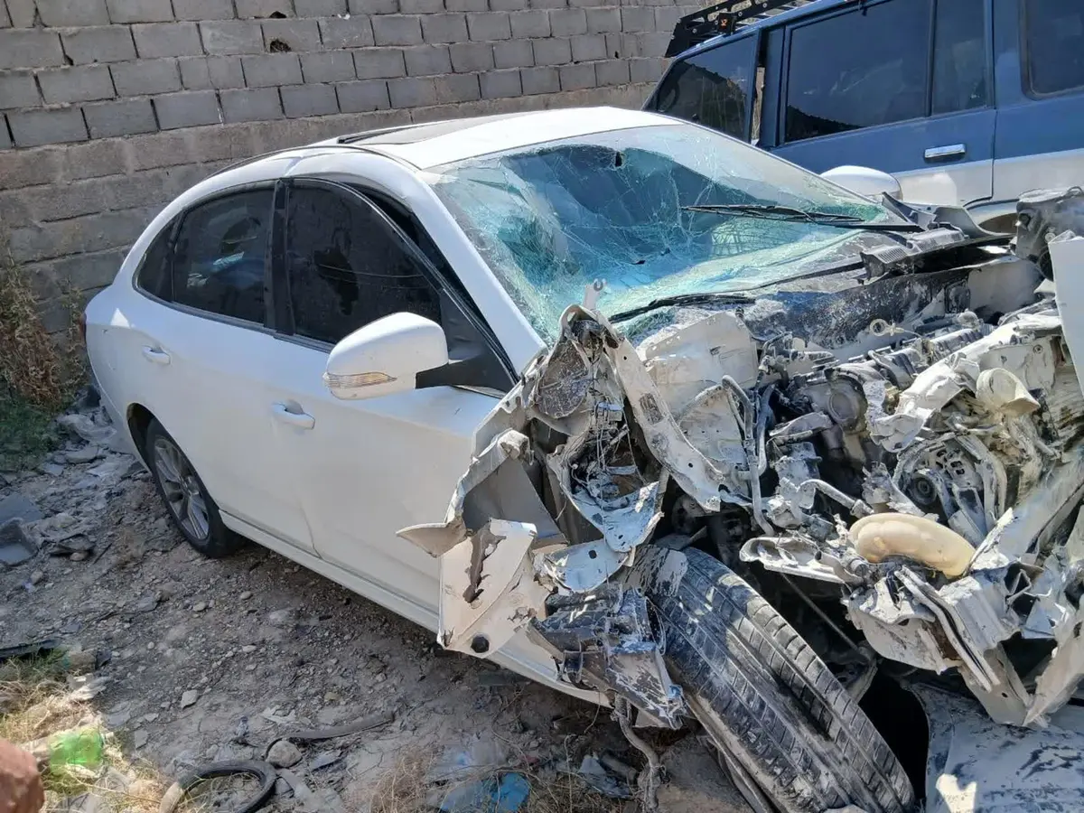بسترن،  B30