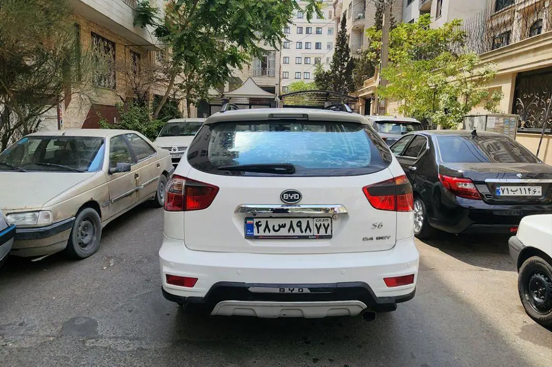 بی وای دی  S6